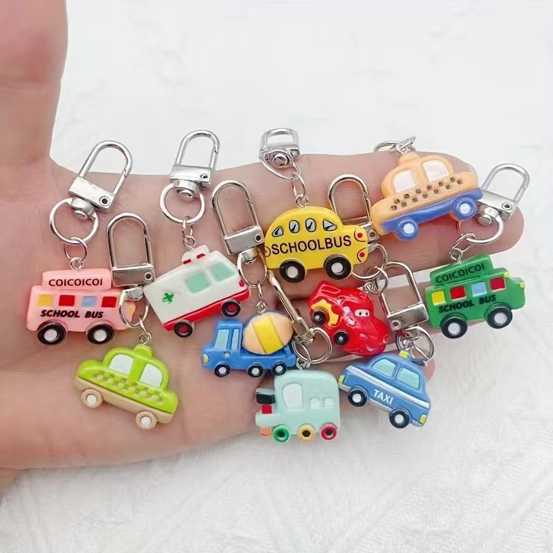 Phone Accessories Usa - พวงกุญแจรถการ์ตูนเรซิน 10 ชิ้น เหมาะสำหรับตกแต่งกระเป๋าเดินทางและโทรศัพท์มือถือ เป็นตัวเลือกที่ดีที่สุดสำหรับของขวัญ