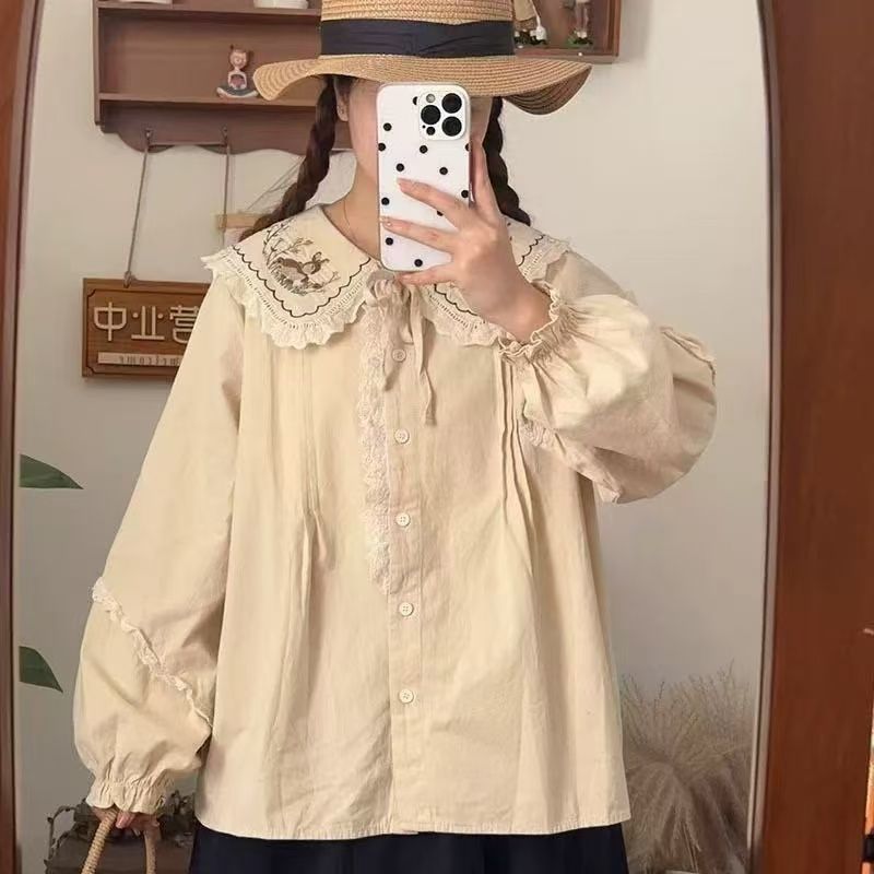 Phone Accessories On Top - เสื้อออนาลิปปา 2025 แต่งขอบลายใบบัว ทรงหลวม แต่งลูกไม้ปักลาย คอปกตุ๊กตา